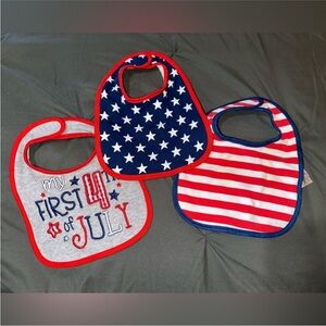 Patriotic 4th of July bibs / set of three bibs / Like New!!